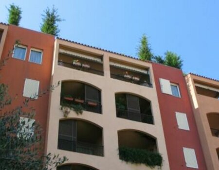 OFFICE / COMMERCIAL PREMISES IN FONTVIEILLE