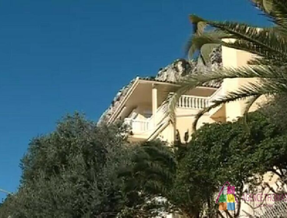 One bedroom apartment with terrace and garden, panoramic view of the Sea & Monaco