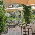 CHARMING HOTEL RESTAURANT IN PROVENCE