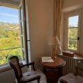 CHARMING HOTEL RESTAURANT IN PROVENCE